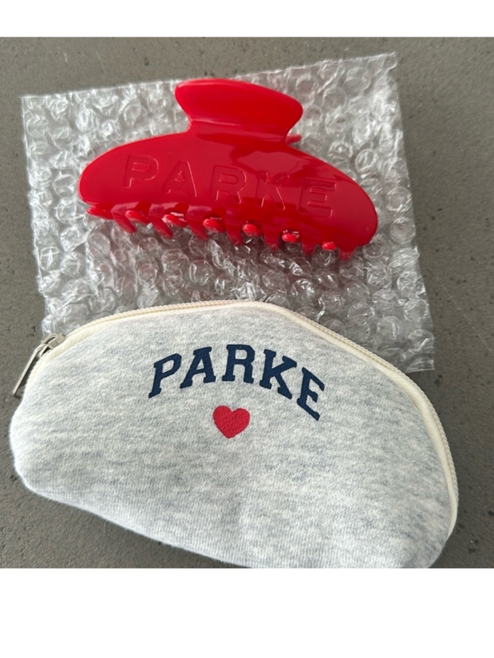Parke Crimson Claw Clip and Bag